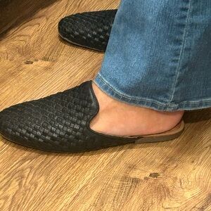 Joie Black Textured women’s  Slip-On Loafers